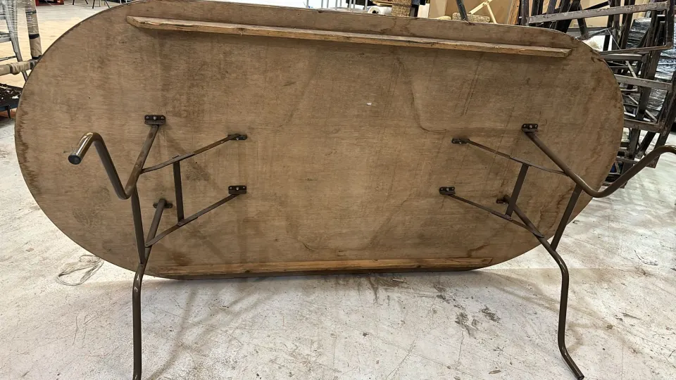 5 x Large Oval Banqueting Tables approx 230 x 120 (with fold up legs)