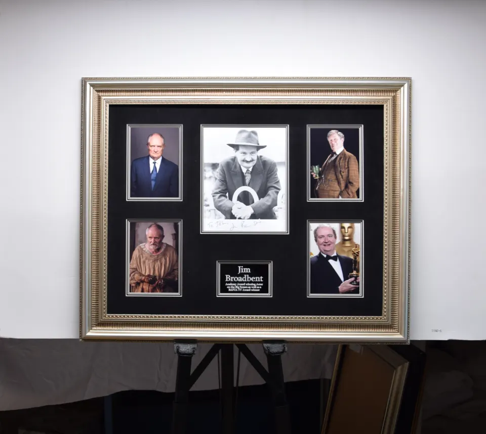 JIM BROADBENT framed original signature presentation.