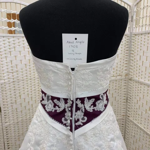 Style 1708 Alfred Angelo wedding dress size 8 ivory and eggplant