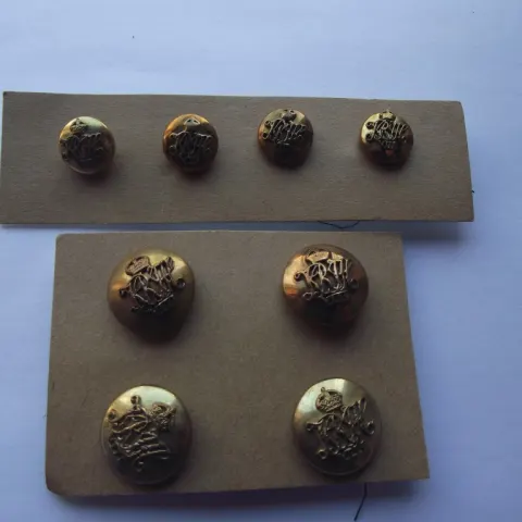 8 X Original Brass Buttons - 8th King's Royal Irish Hussars - Pitt & Co., Maddox St. London.