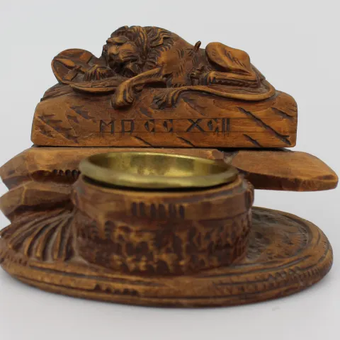 Carved Wooden Inkwell Depicting the Lion of Lucerne c.1900