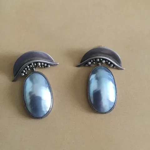 Liz Horn & Ron Zukor Pearl Bali Sterling Silver Earrings
