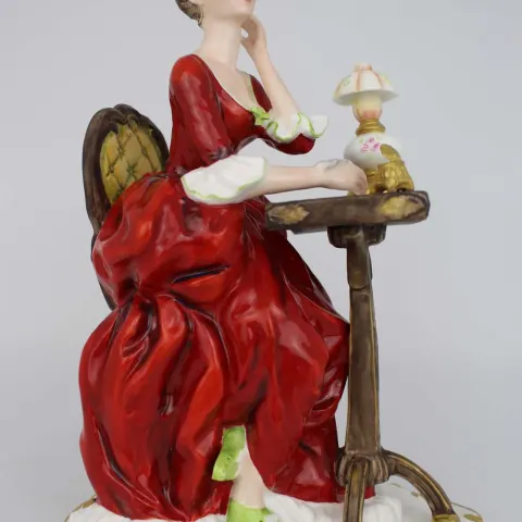 Prestige Ladies Renaissance Design Studio Figurine