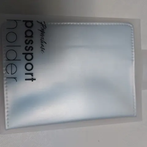 Passport Holders x 6 Irridescent