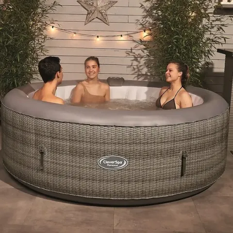 (87/Mez) RRP £480. Clever Spa Florence 6 Person Round Hot Tub. Space Saving Integrated Pump & Heati