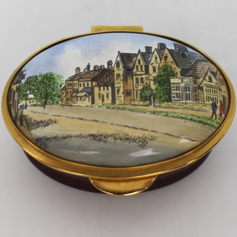 Staffodshire Enamels Box Broadway