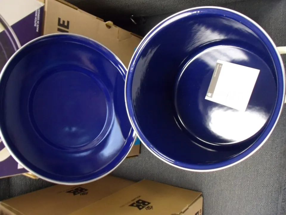 1pc Enamel and Cobalt Cream colour Dutch Oven BKK stockpot - premium brand rrp £89.99.
