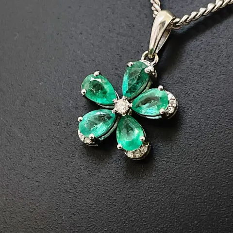 Beautiful Natural Emerald Pendant With Diamonds & Platinum 950