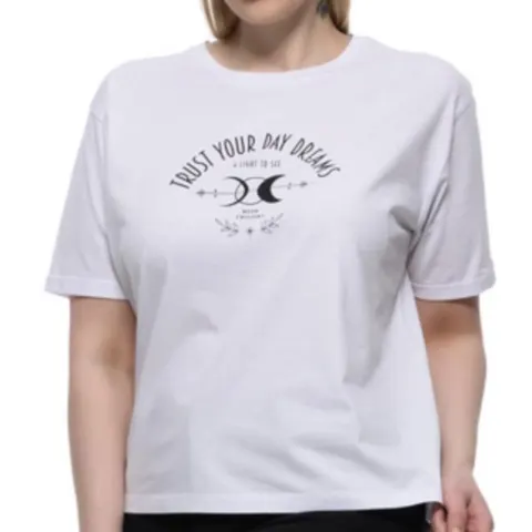 1 Trust Your Day Dreams! T-shirts RRP £18