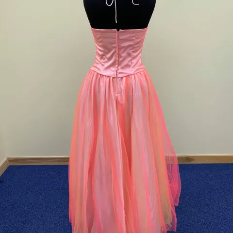 Coral dress small