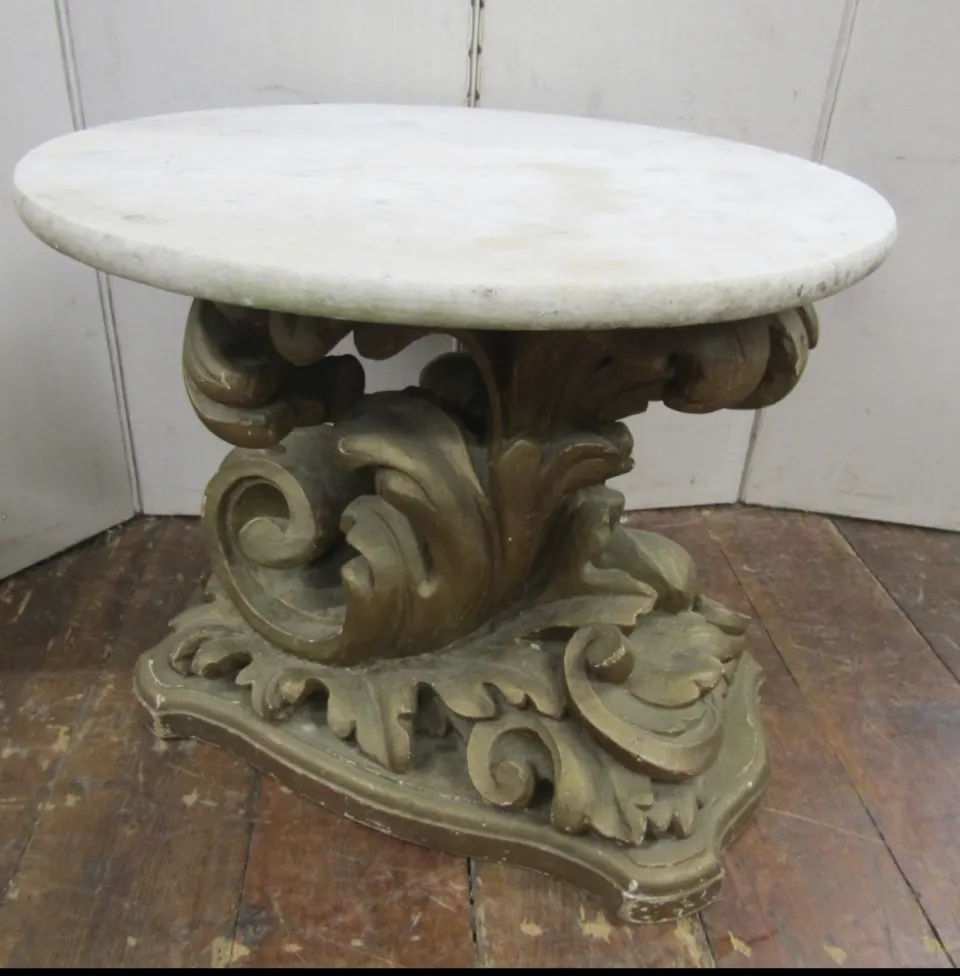 18th Carved giltwood stand with added white marble circular top
