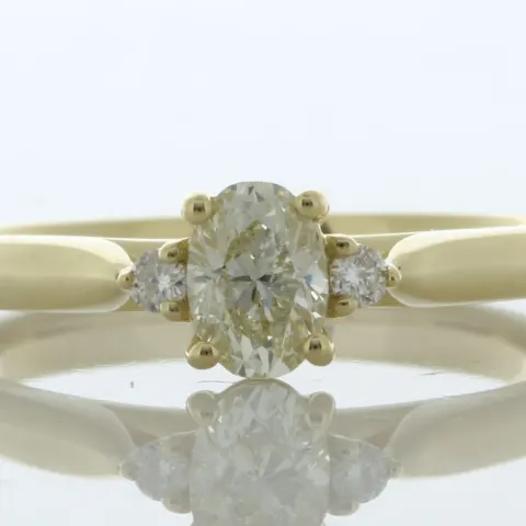 18ct Yellow Gold Oval Cut Diamond Shoulder Set Ring 0.50 Carats