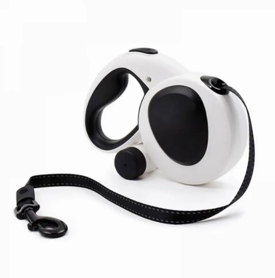 5M (16FT) Retractable and Trimmable Dog Leash With Poop Bag Attachment