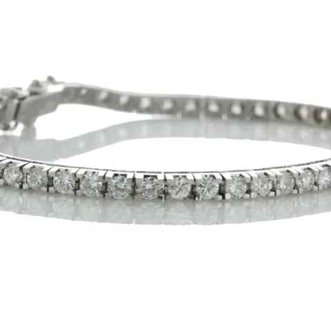 18ct White Gold Tennis Diamond Bracelet 2.64 Carats