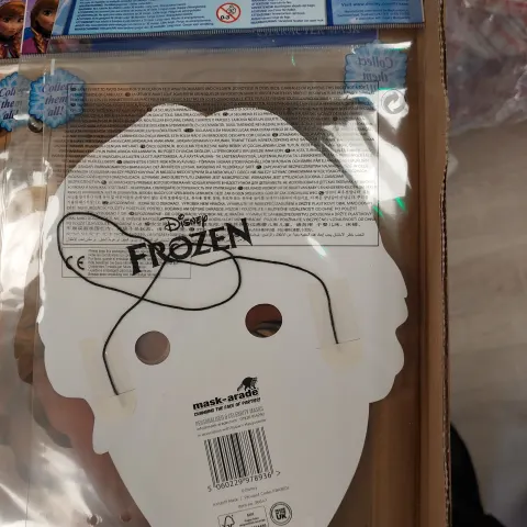 Box of 24 Kristoff face masks (From Disney Frozen)