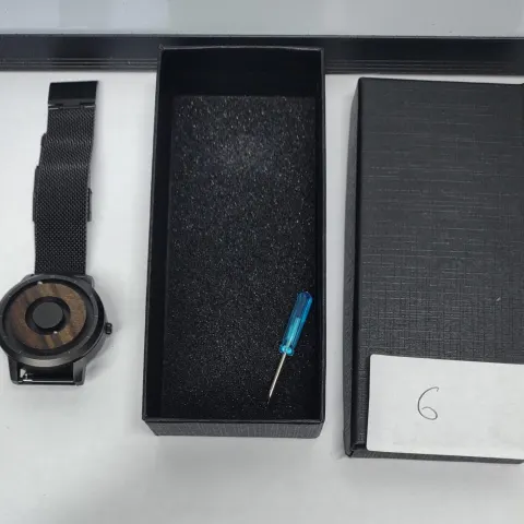 Designer Watch sourced from Major online retailer. EST RRP £20-30.