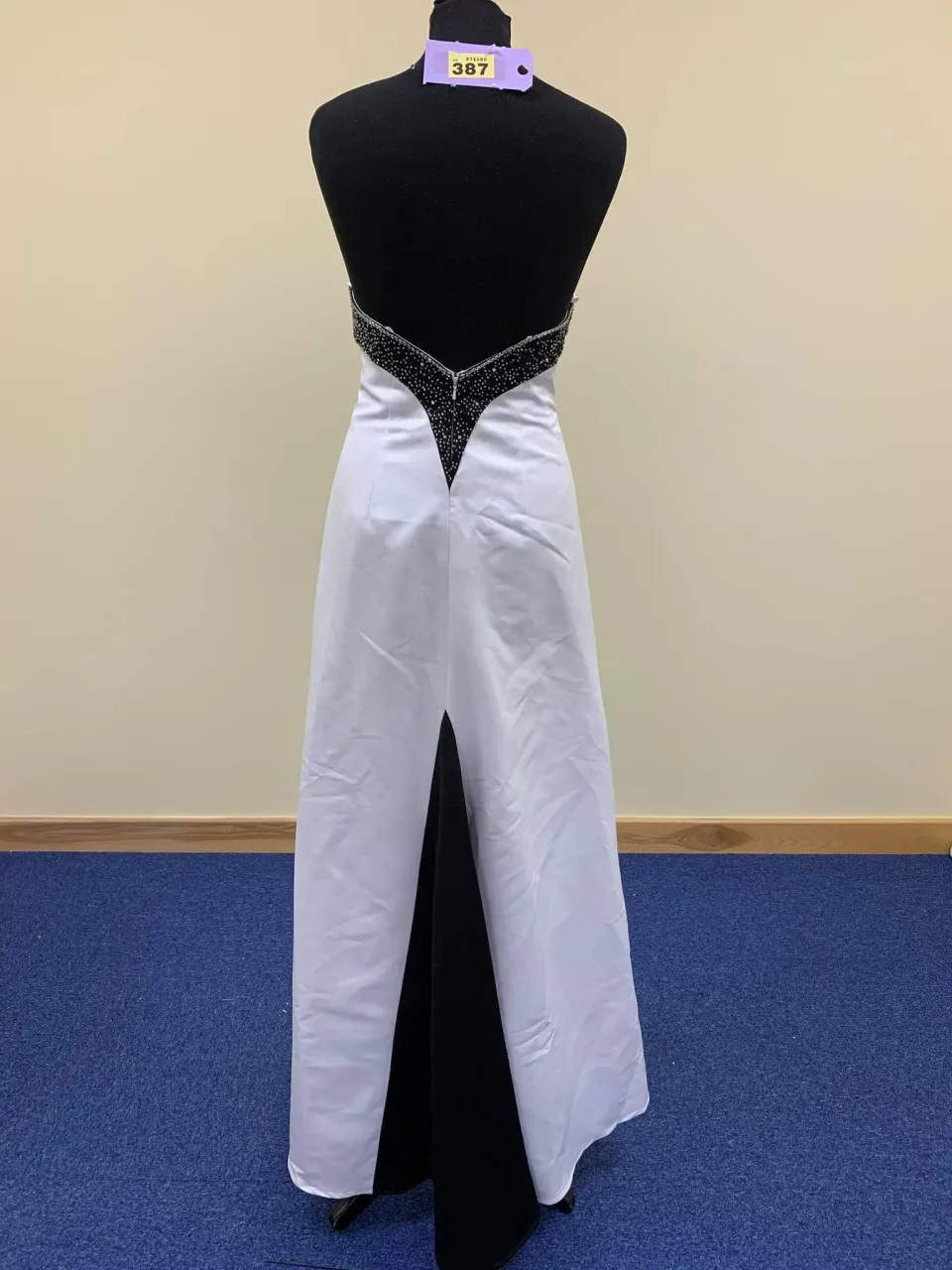 Milano Formals B8605 black and white size large