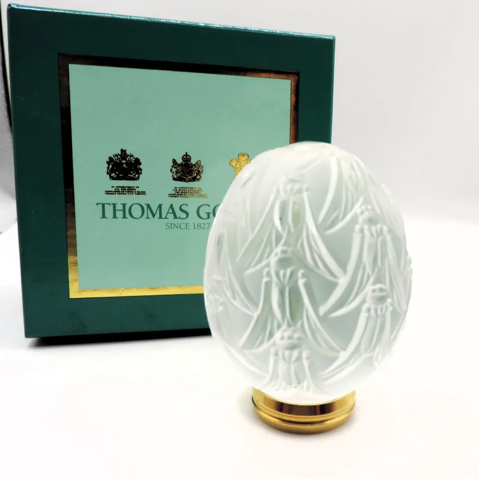 Lalique Glass Egg Signed & In Original Gift Box
