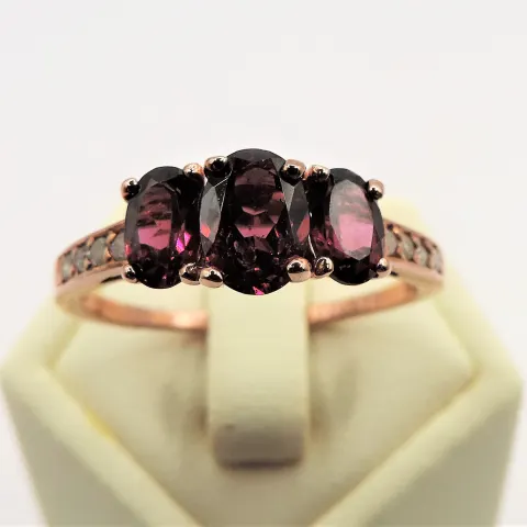 Rose Gold on Sterling Silver Trilogy Garnet Diamond Ring NEW with Gift Pouch