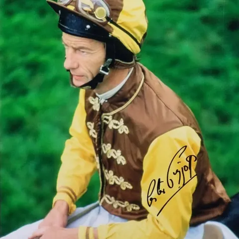 Lester Piggott Original Signature