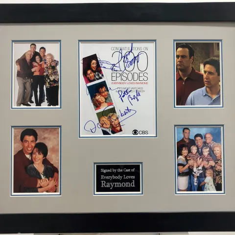 EVERYBODY LOVES RAYMOND framed original signature presentation