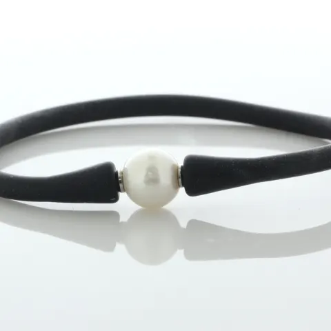 Freshwater Cultured 10mm Pearl Silicon Bracelet
