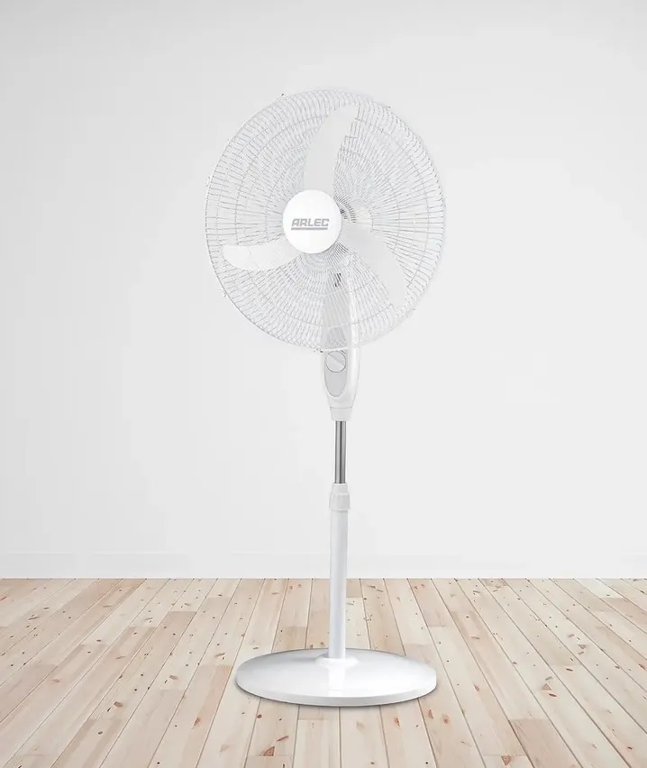 (98/Mez/1E) Lot RRP £90. 2x Arlec 50cm 3 Blade Pedestal Fan White, 3 Speed Settings, 80 Degrees Osc