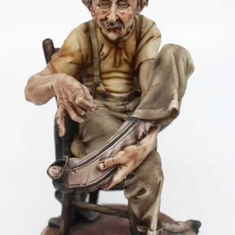 Capodimonte Tramp Darning His Socks