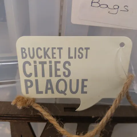 Plaques - Cities Bucket List
