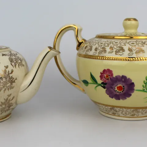 Pair of Lingard Tea Pots