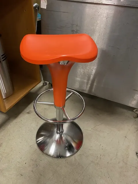 REXITE designer gas powered bar stool