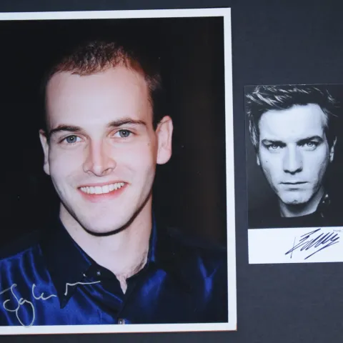 EWAN McGREGOR & JONNY LEE MILLER Original signatures