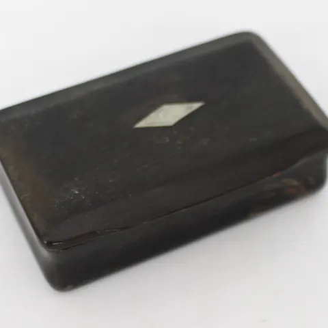 Horn Snuff Box