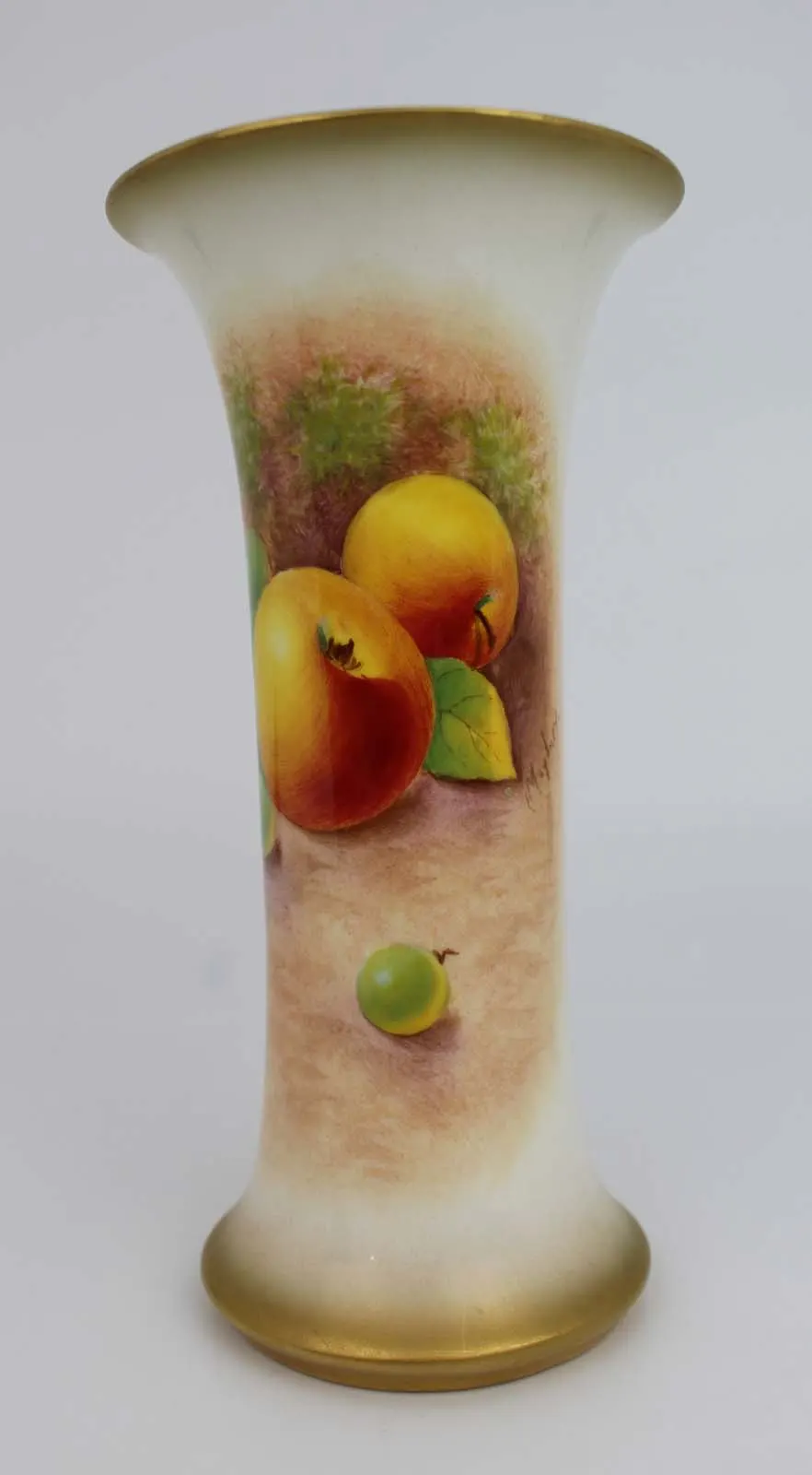 Royal Worcester Hand Painted Fruit Vase by Maybury 1954 G923