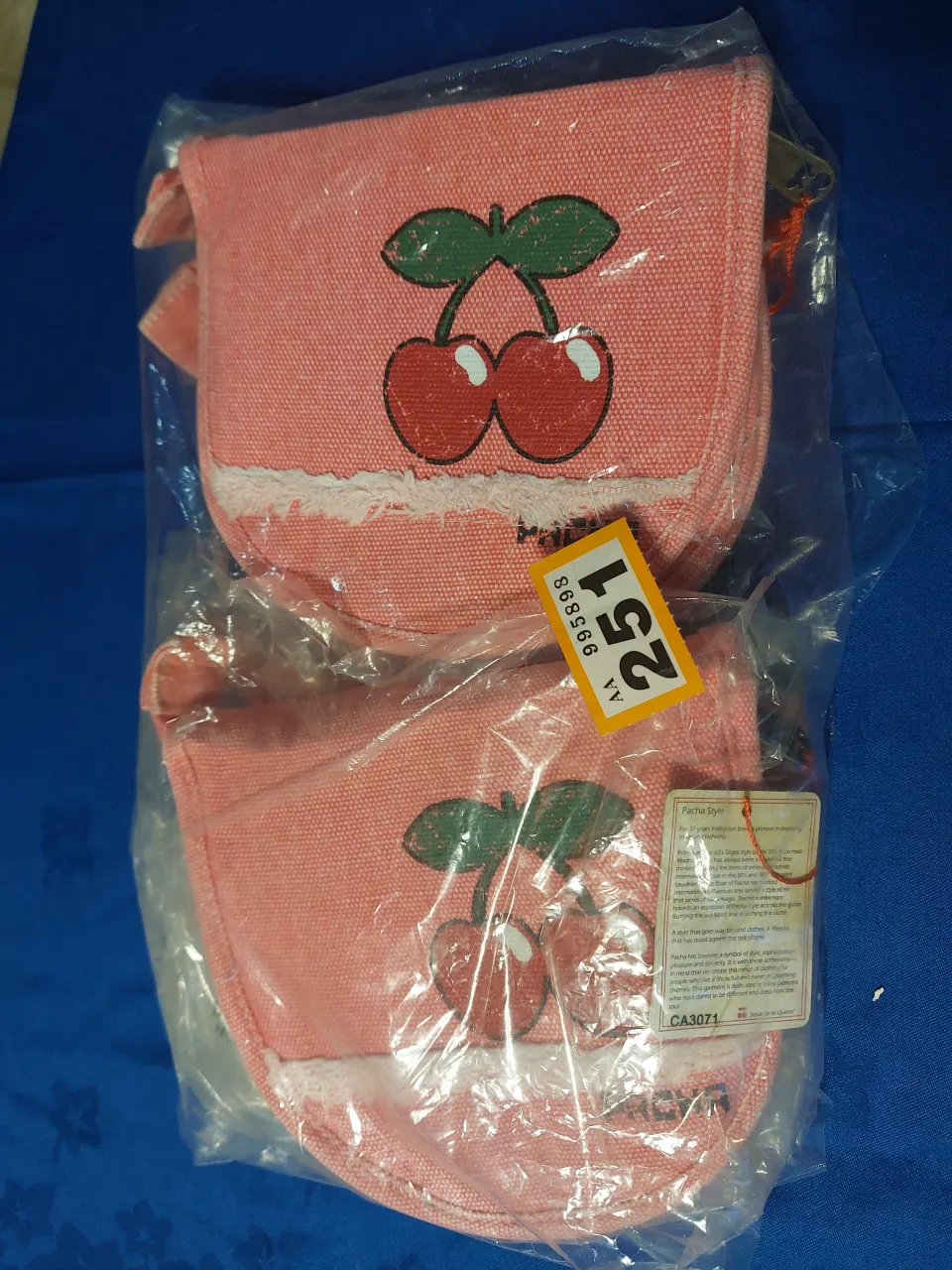 Pacha CD Or DVD Case Holder x 4