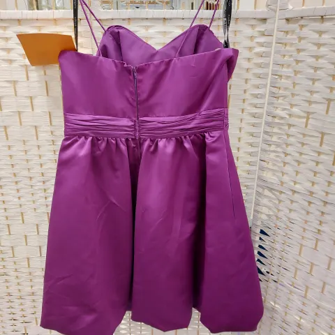 Alfred Angelo knee length satin designer dress 7202 in size 14 violet