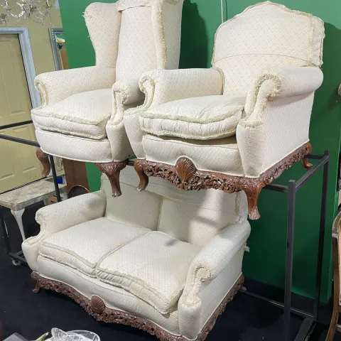 Vintage Three Piece Carved Frame Suite