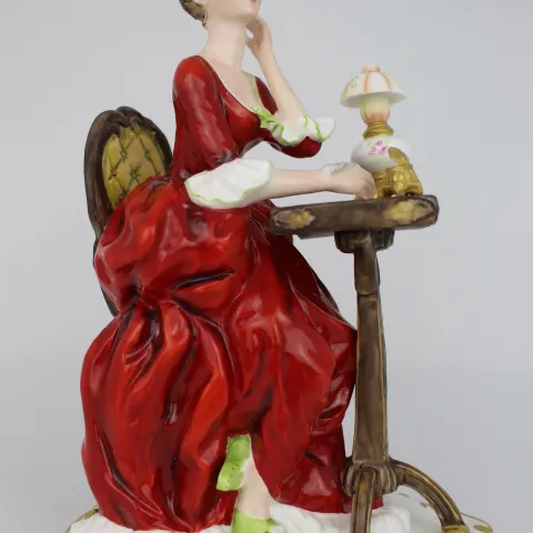 Prestige Ladies Renaissance Design Studio Figurine