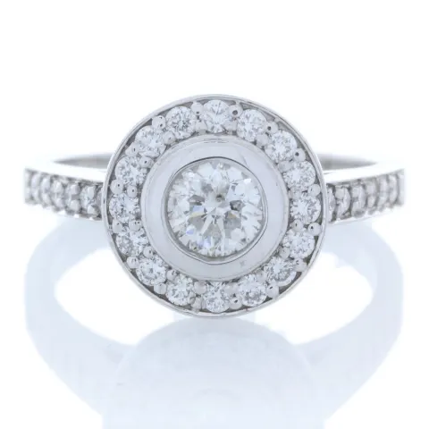 18ct White Gold Single Stone With Halo Setting Ring (0.50) 1.00 Carats