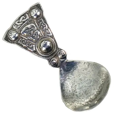 Solid Silver Scottish Celtic Alexander Richie Iona Design Caddy Spoon 21g C.20th
