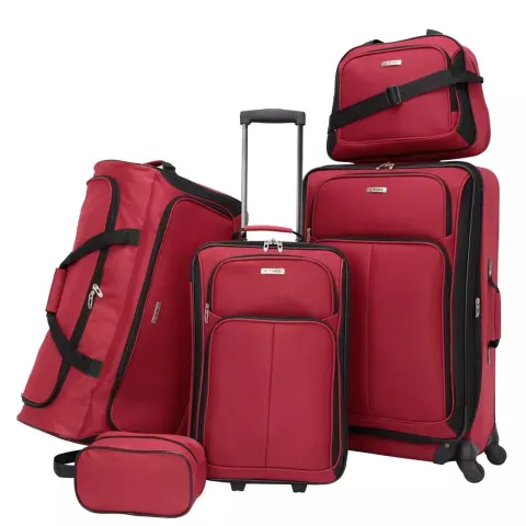 TAG Ridgefield RED 5-piece Softside Luggage Set RRP 269.00
