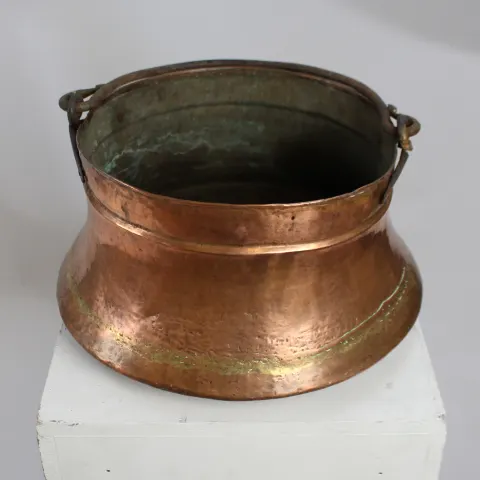 Large Early 19th c. Copper Bowl with Handle