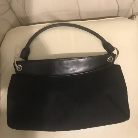 DKNY Logo Shoulder Handbag Magnetic Closure