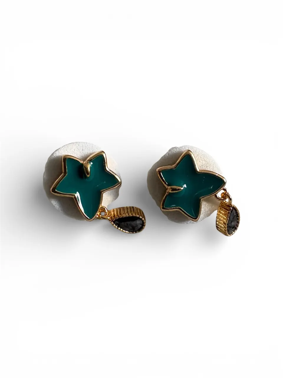 11 x Sets of Green Earrings L11b sku-4046