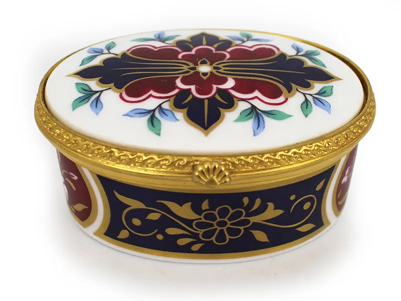 Royal Worcester The Connoisseur Collection Prince Regent Trinket Box