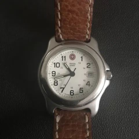 Ladies Swiss Army Watch Tan Leather Strap WR 330ft