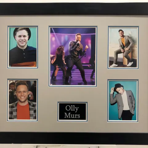 OLLY MURS framed original signature presentation