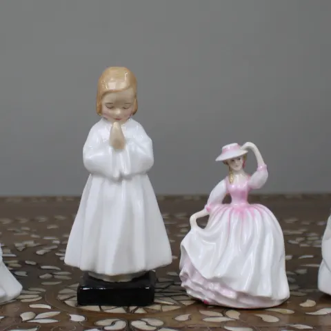 Collection of 6 Royal Doulton Figurines