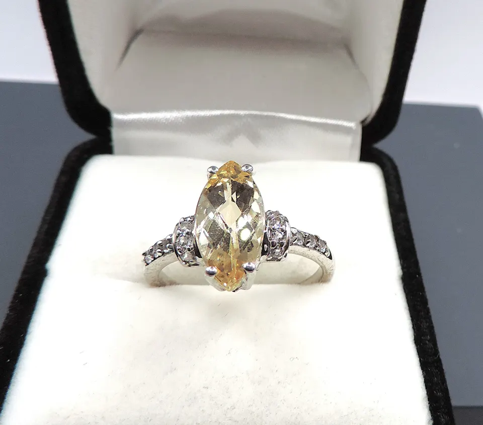 Sterling Silver 3 Carat Lemon Citrine Ring New With Gift Pouch