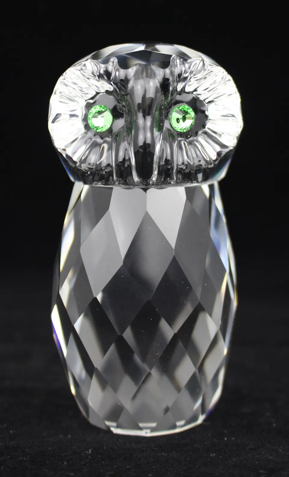 Oleg Cassini Crystal Owl Paperweight